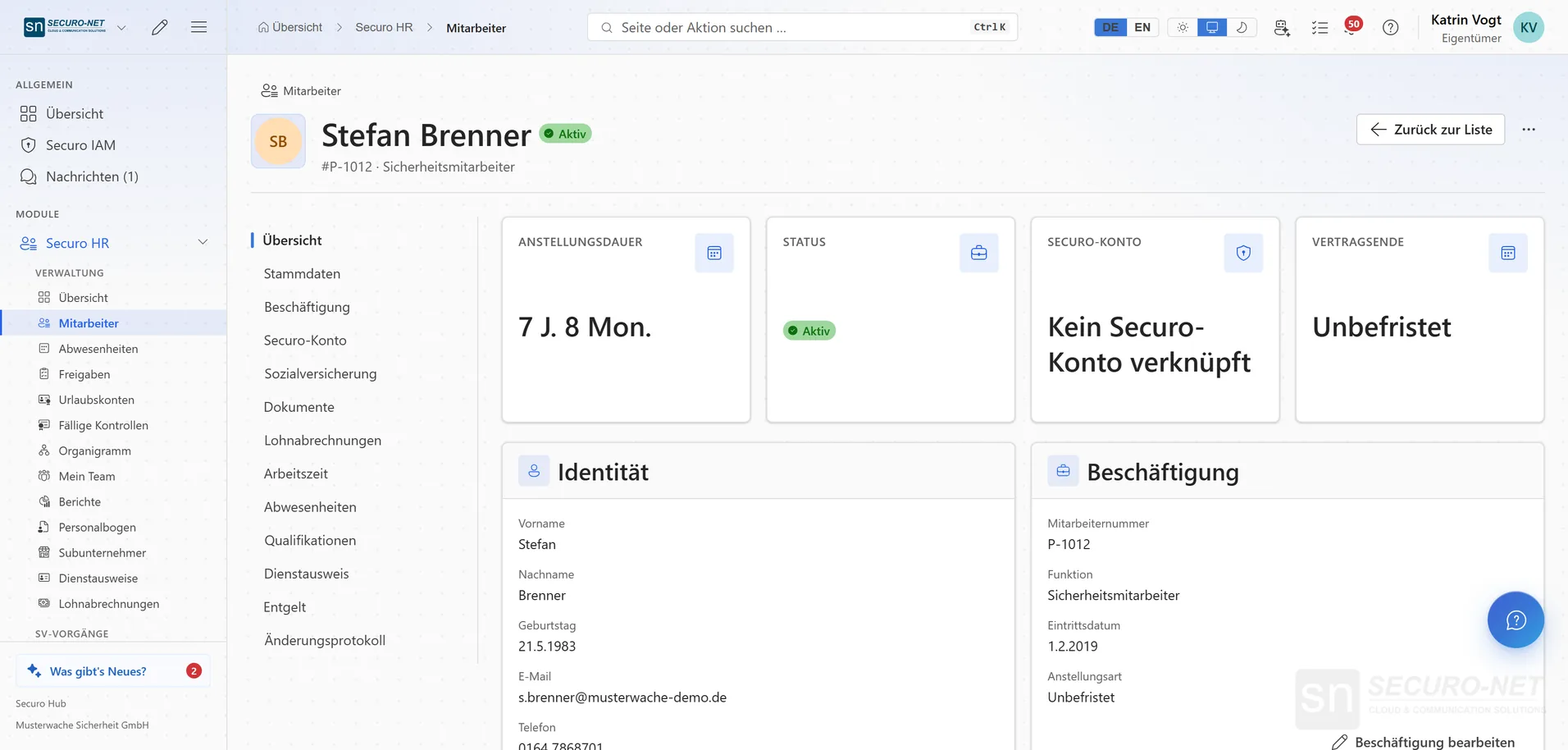 Personalakte von Stefan Brenner mit Kacheln zu Anstellungsdauer, Status, Securo-Konto und Vertragsende, darunter Identität und Beschäftigung, links die Reiter der Akte.