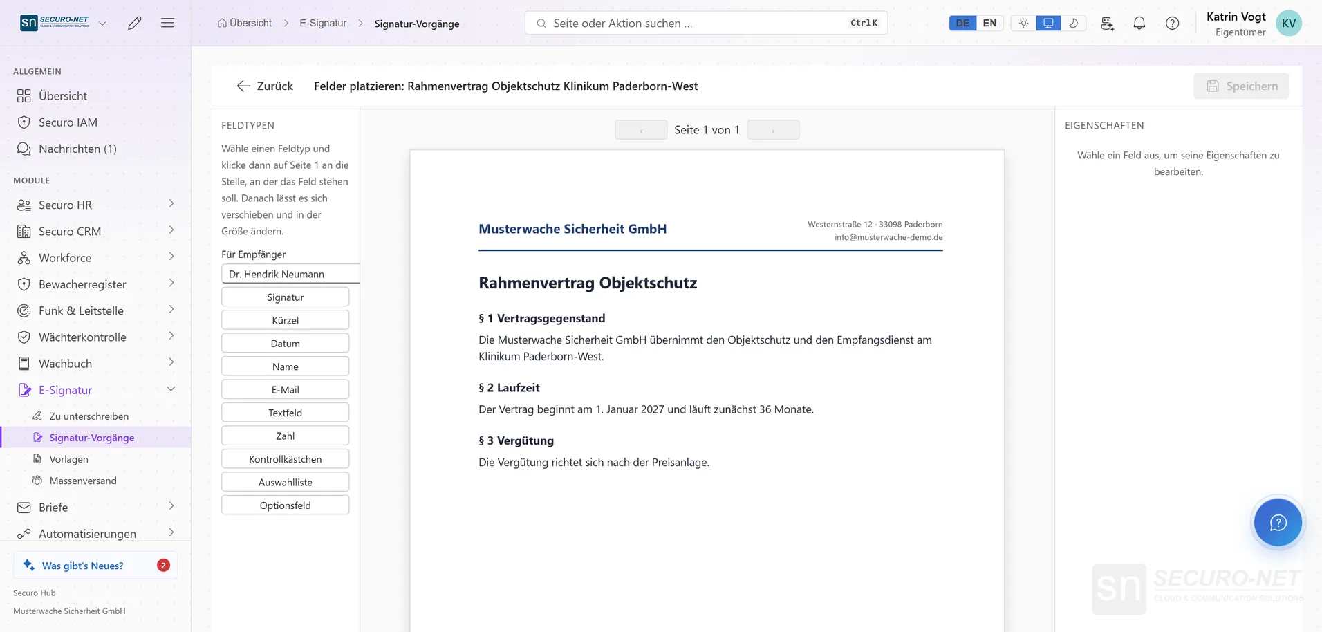 Feld-Editor mit dem Rahmenvertrag als Seitenvorschau, platzierten Signatur- und Datumsfeldern und der Feldpalette.