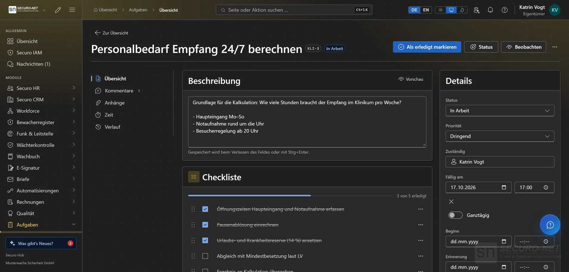 Detailseite der Aufgabe „Personalbedarf Empfang 24/7 berechnen“ mit Beschreibung, teilweise abgehakter Checkliste und Detailfeldern.